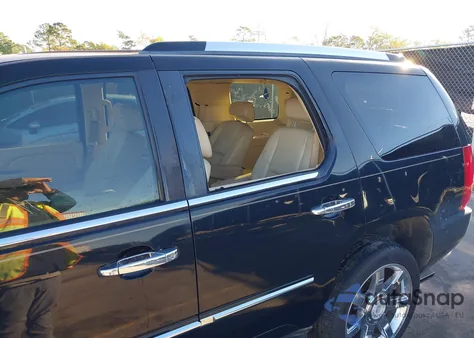 2007 Cadillac Escalade Standard from USA, damaged, VIN 1GYFK63867R400993